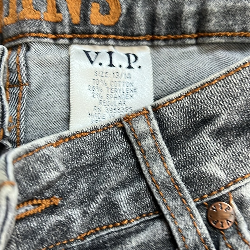 VIP Stylish Distressed Jeans Collection - Picture 6 of 10